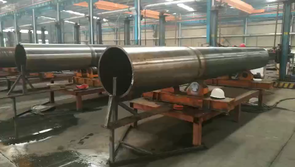 耐磨管道生產線(圖3) 耐磨管道生產線(圖3)