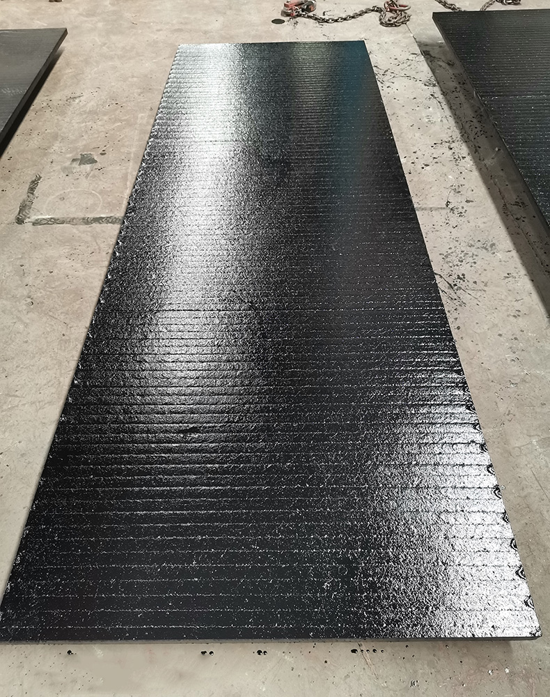 堆焊耐磨板-雙金屬耐磨鋼板(圖1) 堆焊耐磨板-雙金屬耐磨鋼板(圖1)