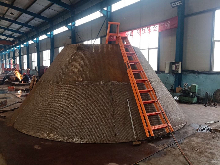 堆焊耐磨板制造圓錐破碎機配件(圖1) 堆焊耐磨板制造圓錐破碎機配件(圖1)